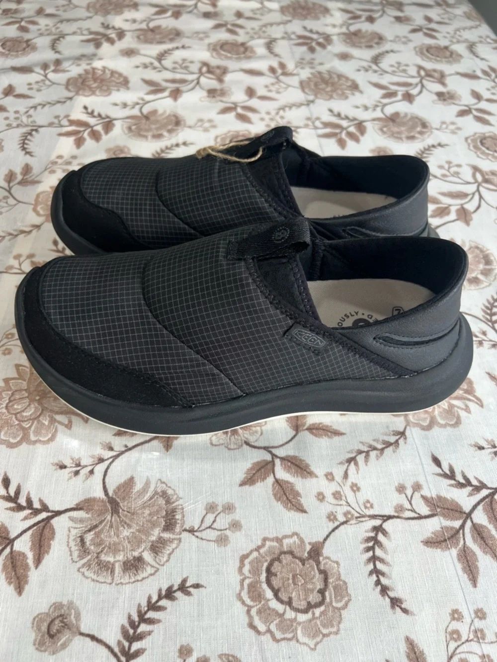 Keen Black Quilted Slip-On Mule - Picture 6 of 13